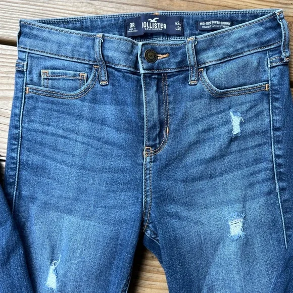 Hollister Women's Blue Ripped mid rise super Skinny stretch Jeans size 0 - Picture 8 of 11